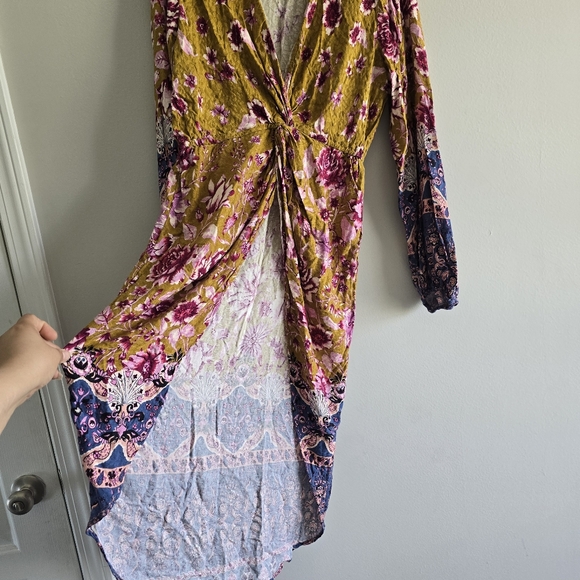 Anthroplogie Floral Long Sleeve Blouse with Knot Detail L - Picture 5 of 7